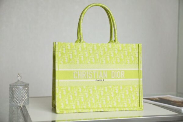 Dior Book Tote Oblique Fluorescent Green